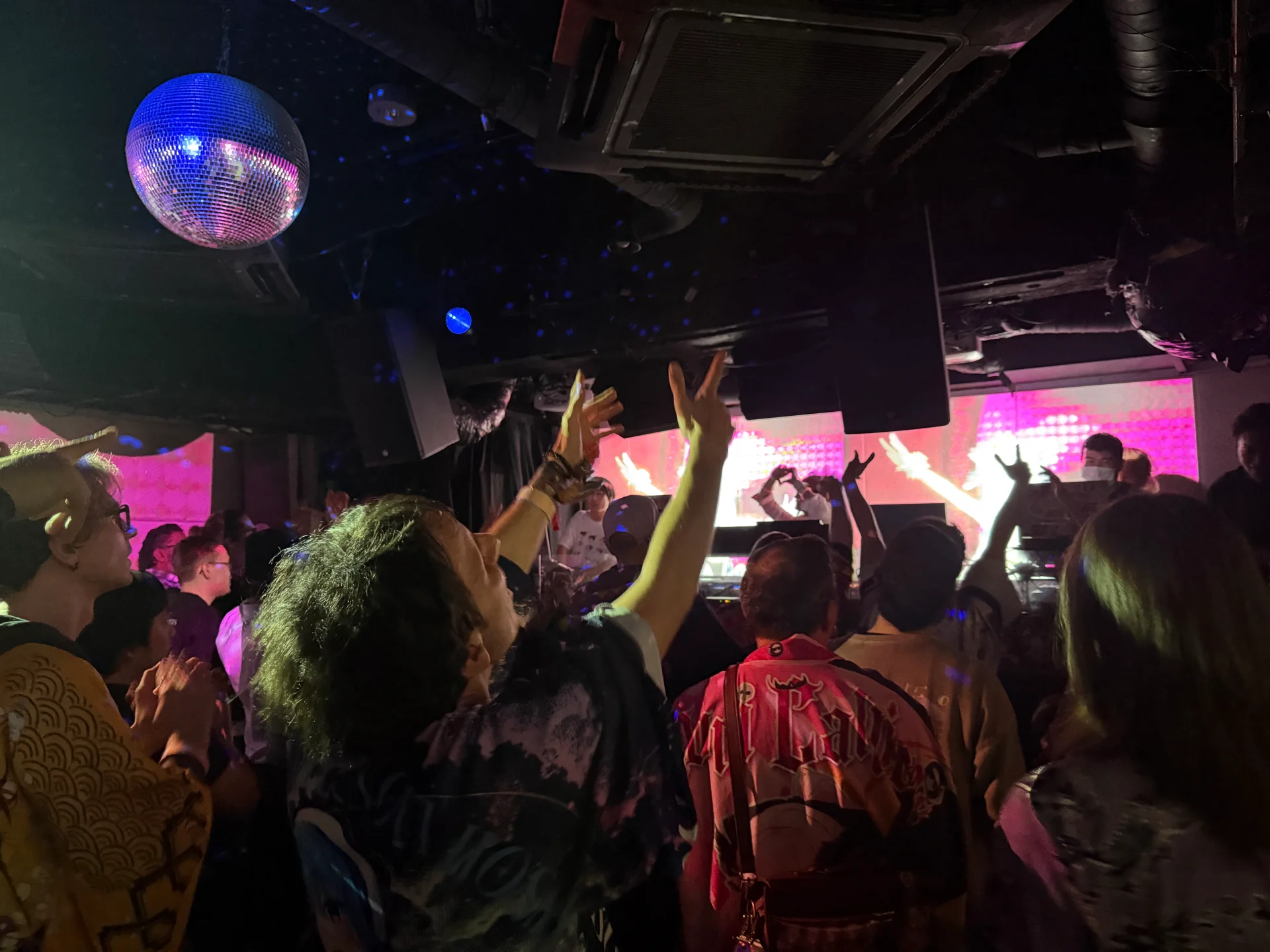 Holo Rave night Akiba.